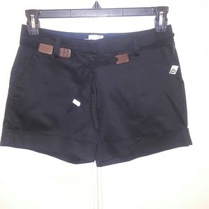 Old Navy Low Waist Stretch Shorts with Belt Size 2